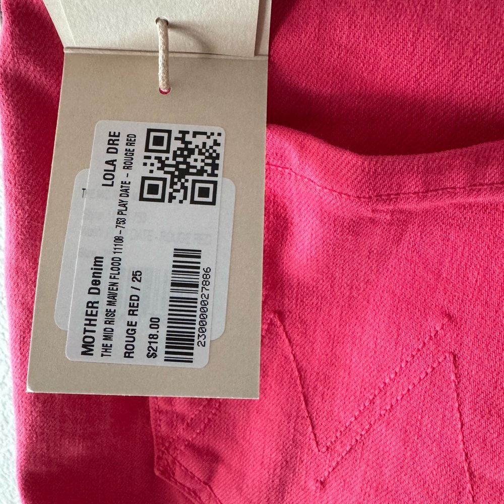 MOTHER The Mid Rise Maven Flood in Play Date. Vibrant Pink Denim. So cute 💗💗💗💗 - Picture 7 of 10